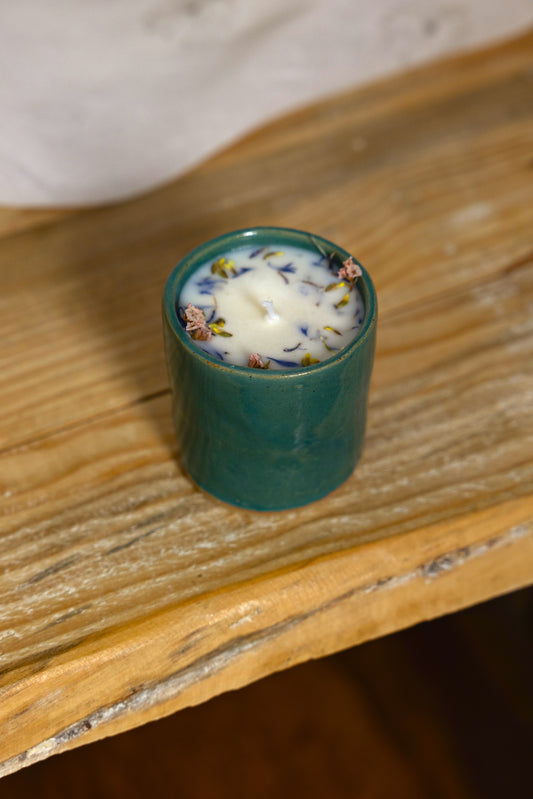 Bougie artisanale parfumée | Bougie fleurie | Cire de soja naturelle | Cadeau anniversaire | Noël | Fête des mères