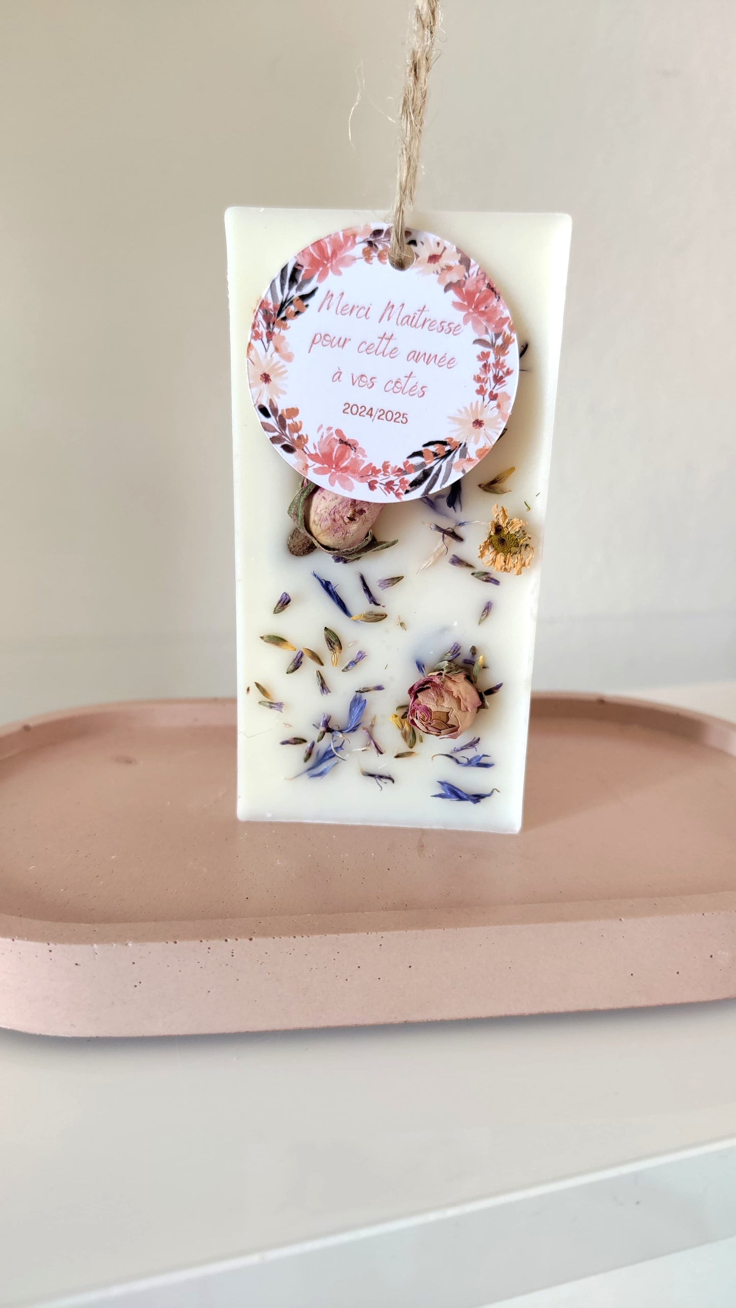 Suspension artisanale parfumée | Tablette de cire parfumée | Cadeau remerciement | Fête des mères | Cadeau Maîtresse | Nounou | Atsem |